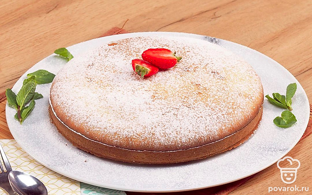 Бисквит на кефире — Рецепт с фото