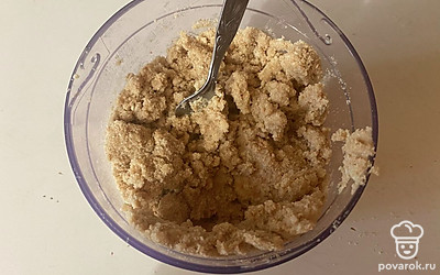 Перемешайте все ингредиенты до однородного состояния. 