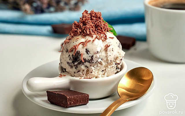 Пломбир с темным шоколадом — Рецепт с фото