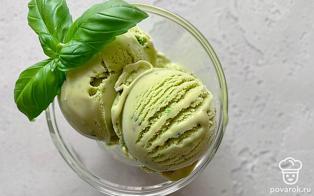 Домашнее мороженое с базиликом — Рецепт с фото