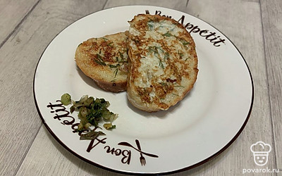 Подавайте к столу с любимым салатом. 