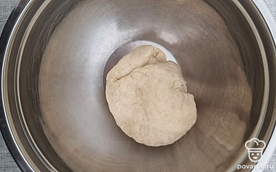 Рецепт этого теста станет отличным вариантом для выпечки на скорую руку. Тесто получается очень нежным.