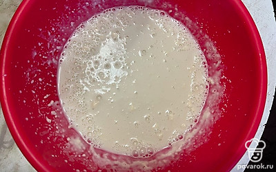 Миксером или венчиком перемешайте. 