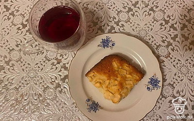 Подавайте пирог с морсом или компотом, чтобы не только порадовать себя, а еще и укрепить иммунитет. 