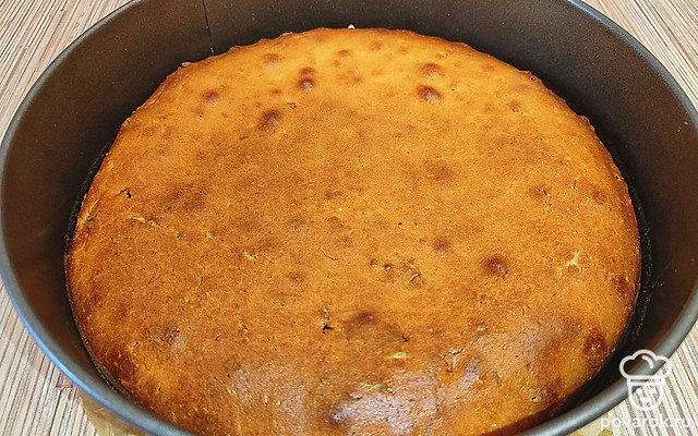 Вкусный пирог с изюмом — Рецепт с фото