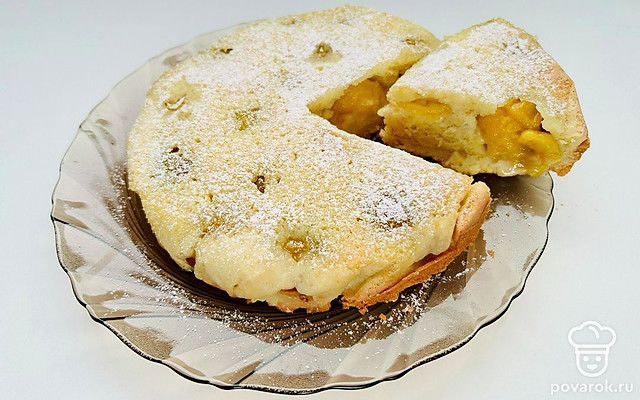 Пирог с желтыми сливами — Рецепт с фото