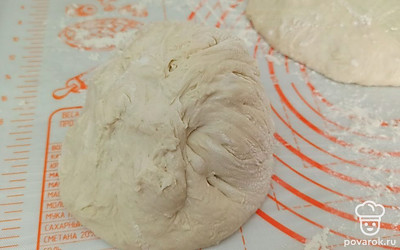 Защипните тесто. 