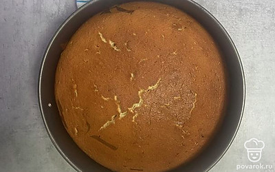 По готовности достаньте выпечку из духовки. Дайте ему «отдохнуть» 10 минут.