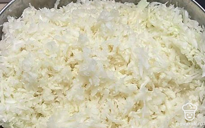 Добавляем соль по вкусу.