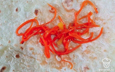 Добавьте корейскую морковь.