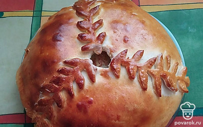 Выпекать примерно 35 минут при температуре 200 градусов.