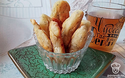 Подавайте закуску со сладким травяным чаем.