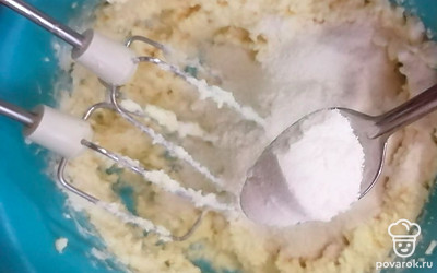 Кладем разрыхлитель.