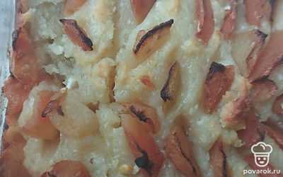 Получается вкусный творожный пирог.