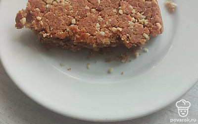 пирог получается с лёгким орехово-кофейным вкусом.