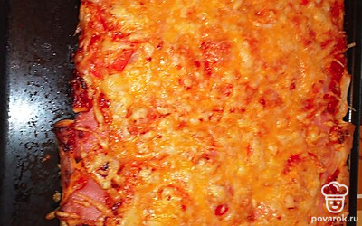 Режем на порции и подаём с чаем. Приятного аппетита. 
