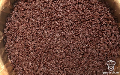 Выпекаем при температуре 180 градусов примерно 45 минут. Полностью остужаем блюдо. В этом нам поможет холодильник.
Готово! Приятного аппетита!