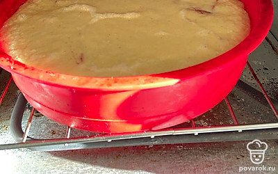 Поставить в духовку на 180 градусов на 40-50 минут.