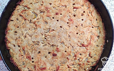 Пирог выпекаем при 180 градусах 50 минут. Готово!