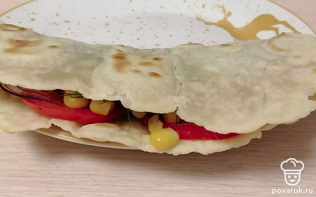 Кесадилья овощная с консервированной кукурузой — Рецепт с фото