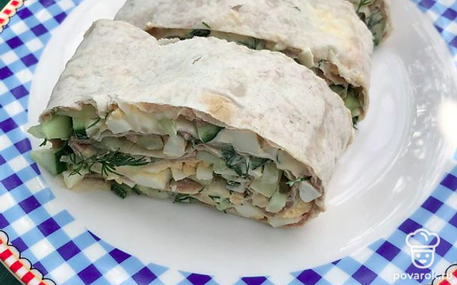 Рулет с печеночным паштетом — Рецепт с фото