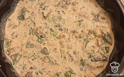  Смешиваем начинку с тестом и выкладываем в форму.