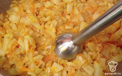 Всю массу пробейте блендером, чтобы она стала однородной. Икра готова.