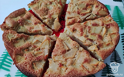 Подавать на тарелке, порезав порционно.