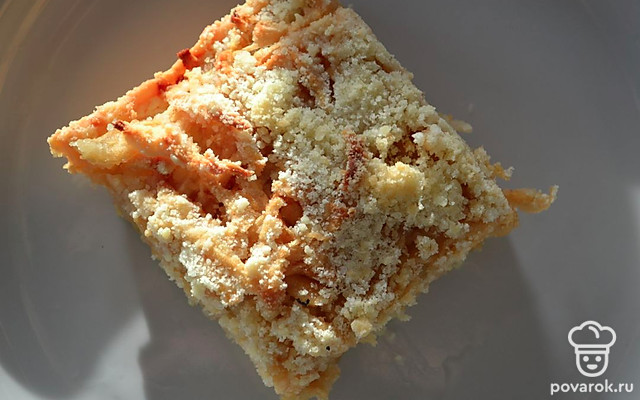 Яблочный пирог с хрустящей крошкой — Рецепт с фото