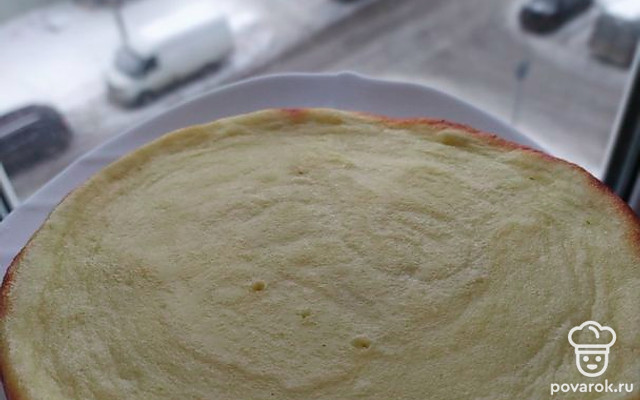 Пирог из манки на кефире — Рецепт с фото