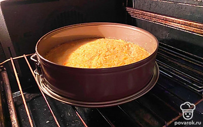 Отправьте в разогретую до 180 градусов духовку на 45 минут.