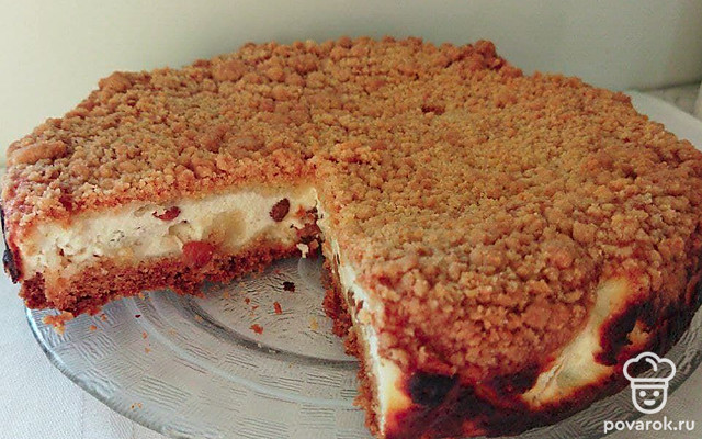 Творожный пирог с изюмом — Рецепт с фото