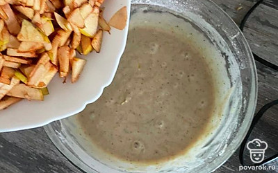 Добавьте яблоки.