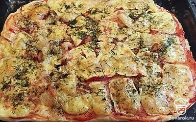 Пицца готова. Приятного аппетита.