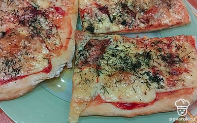 Разрежьте на кусочки. Можно добавить перец чили.