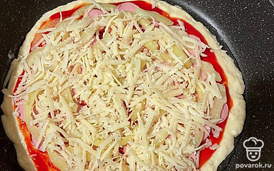 Натираем сыр.