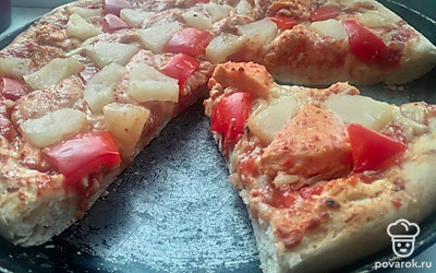 Порежьте на кусочки и подавайте порционно. 