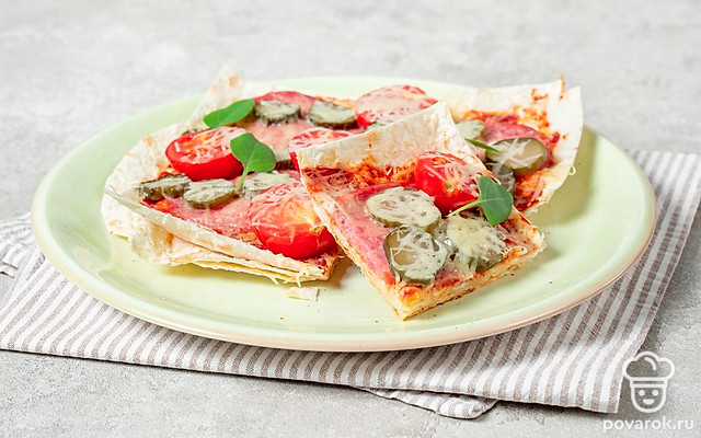 Ленивая пицца из лаваша — Рецепт с фото