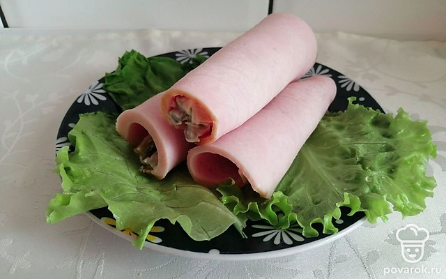 Закуска «Рулетики из карбонада» — Рецепт с фото