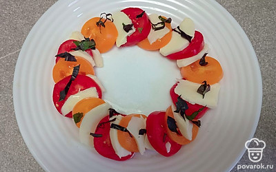 Полейте оливковым маслом.