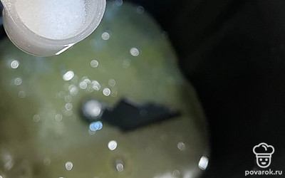 Добавляем соль.