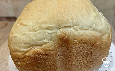 Даем хлебу остыть, не нарезаем горячим.