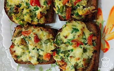 Подавайте брускетты к чаю.