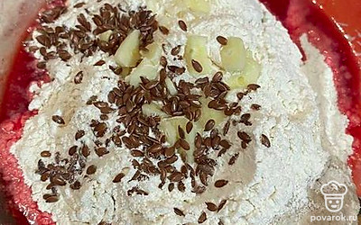 Всыпьте лен.