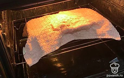 Дайте постоять в тепле (10 минут).