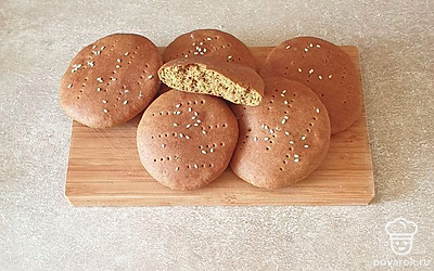 Лепешки подавайте как теплыми, так и остывшими. Приятного аппетита!