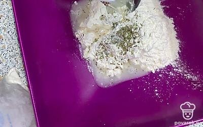 Вливаем масло.