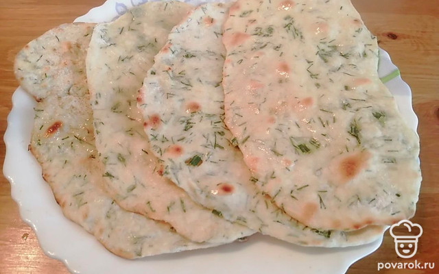 Хрустящие лепешки с укропом — Рецепт с фото