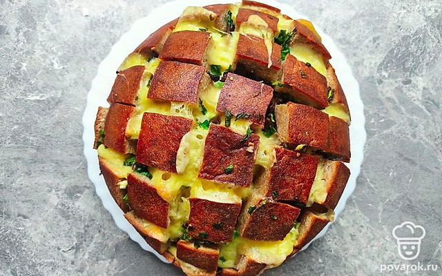 Домашний хлеб с сыром и грибами — Рецепт с фото