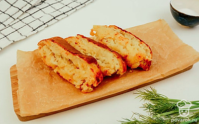 Свежеиспеченный хлеб можно подавать к столу с молоком. Также он отлично подойдет для приготовления бутербродов и сэндвичей.